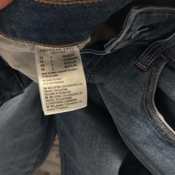 American Eagle Jeggings, size 2 regular. Never worn cause didn’t fit! - Picture 5 of 6